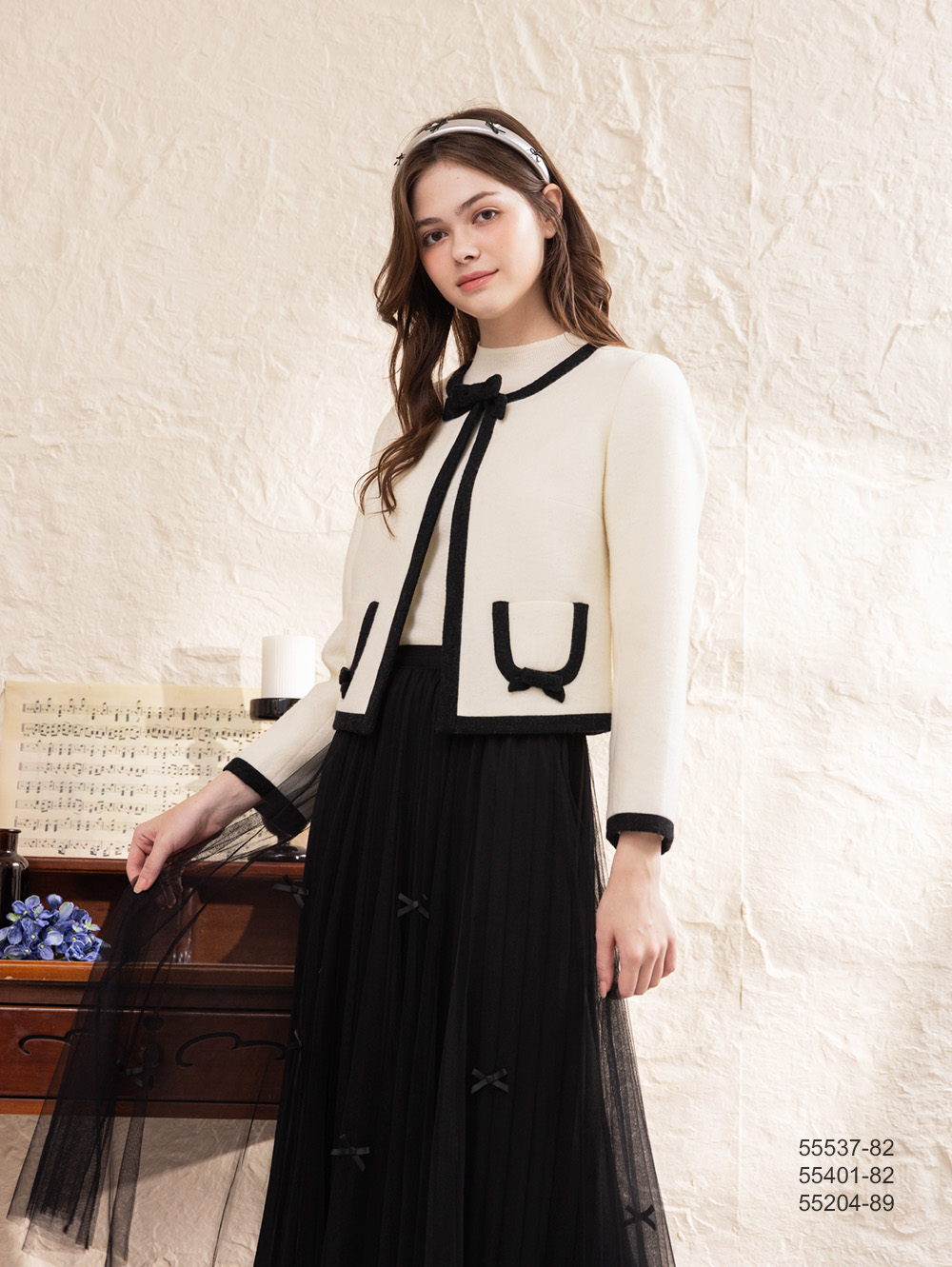 優雅配色毛料外套-淺米白