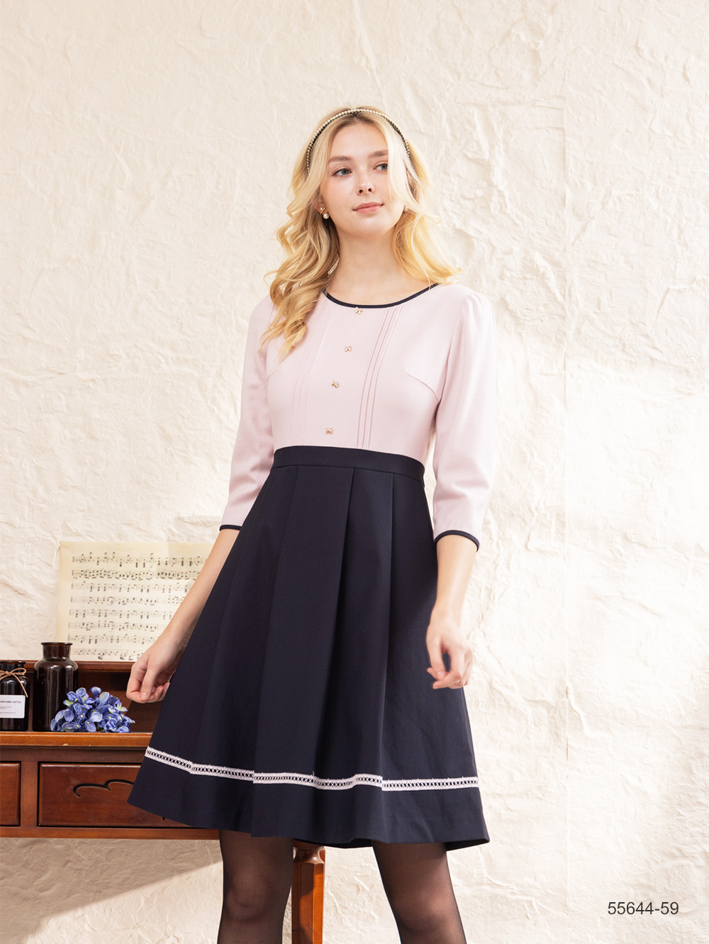 經典撞色拼接洋裝-夜藍色