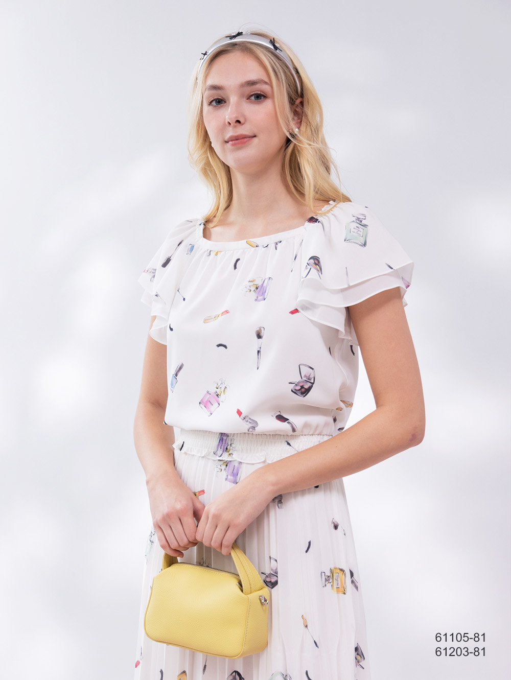 甜美彩妝品印圖上衣-白色