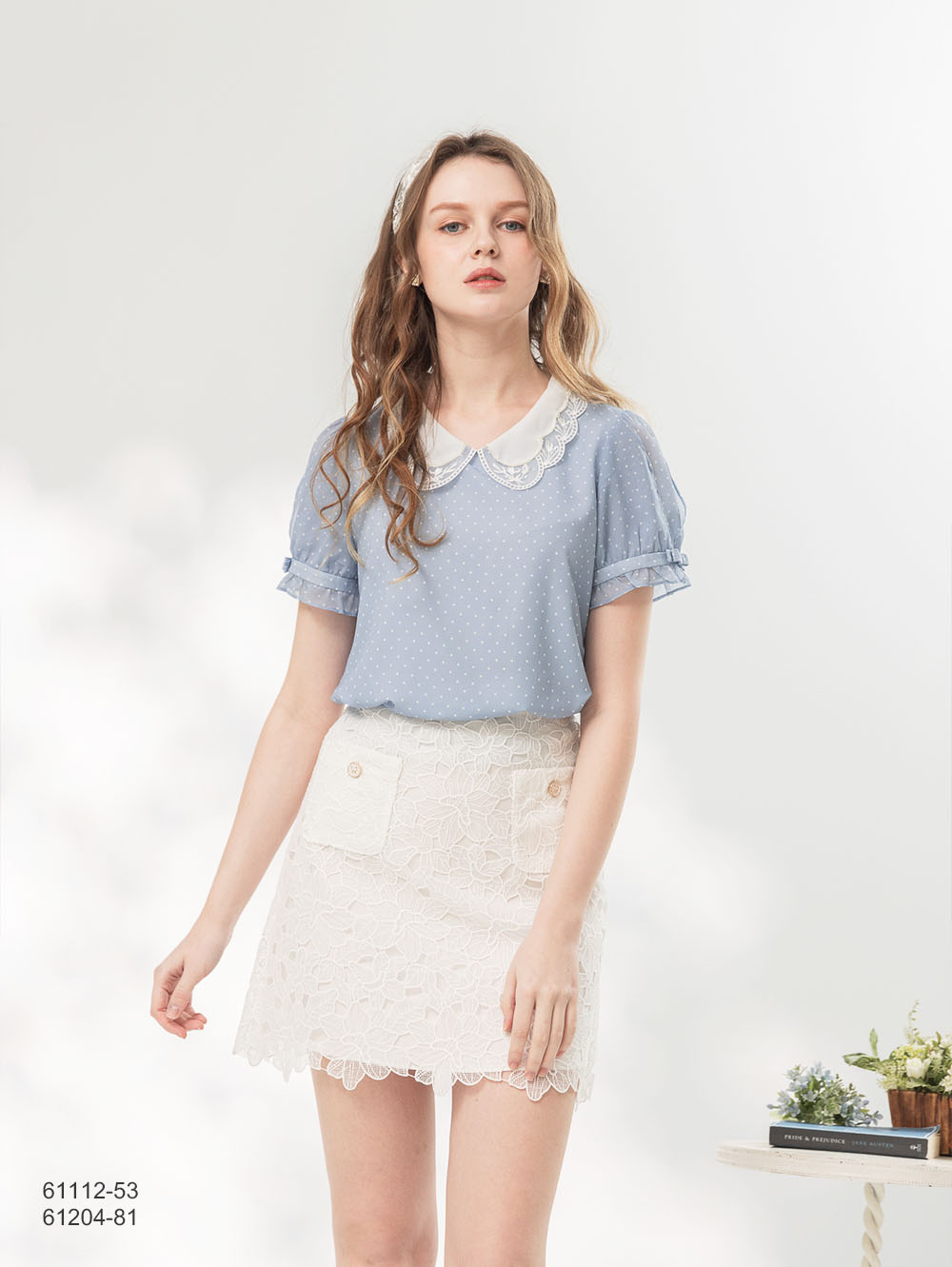 小玉點點娃娃領上衣-藍色